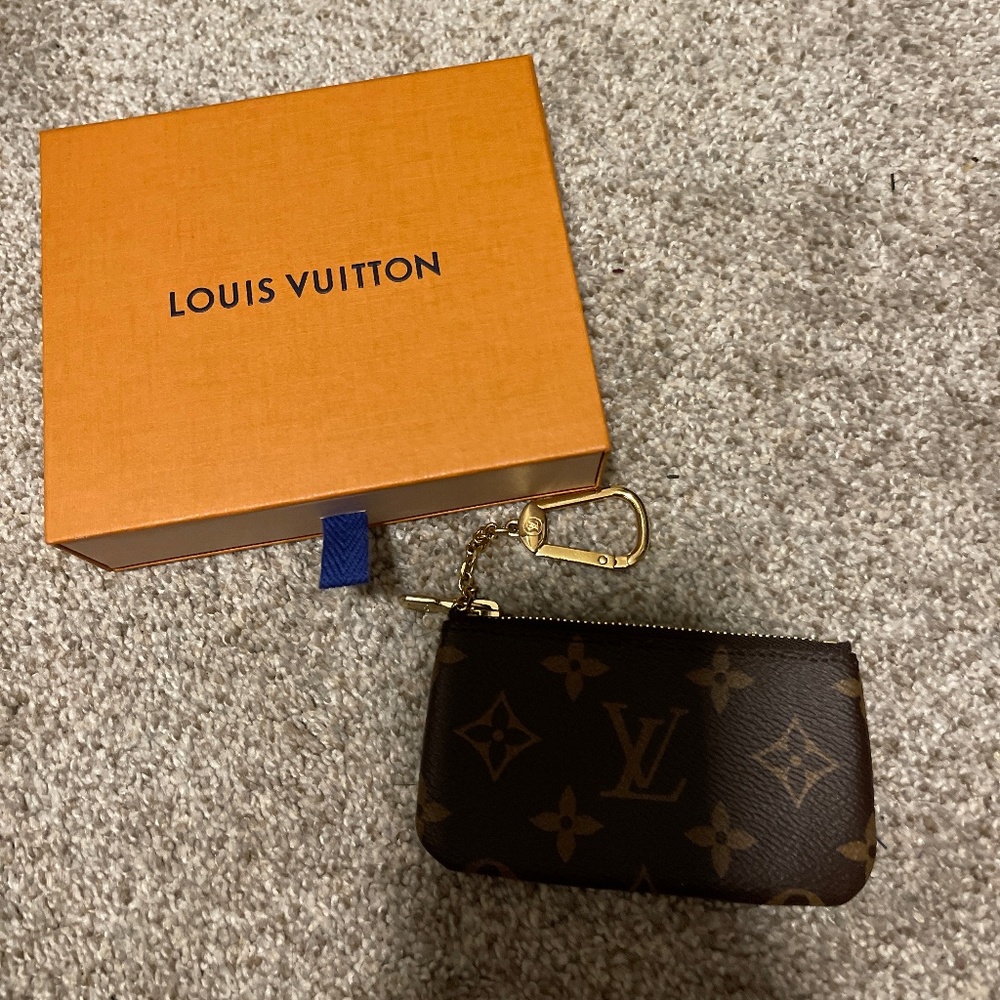 louis vuitton coin pouch